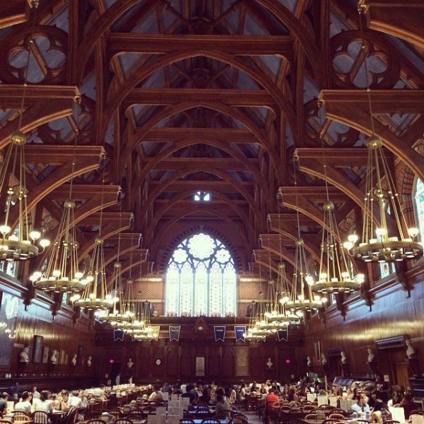 10654863_562761403850376_1156759418_n